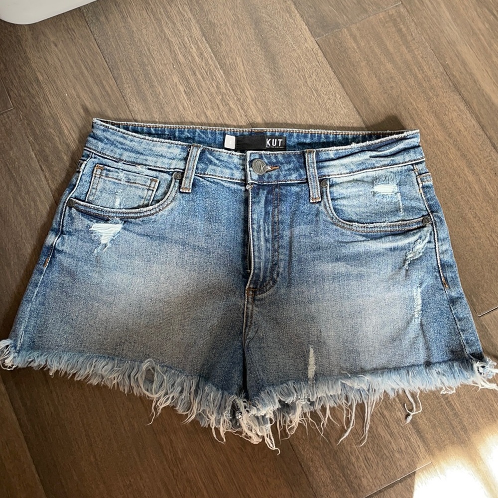 Kut from the Kloth high waist Jane short